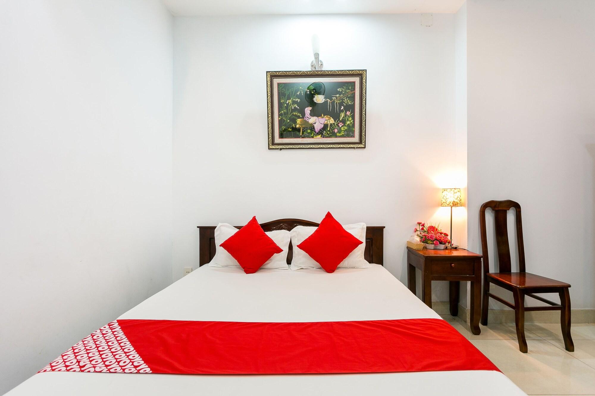 Oyo 130 Tuan Long Hotel Cidade de Ho Chi Minh Exterior foto