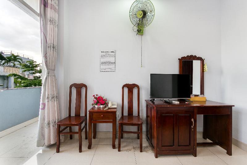 Oyo 130 Tuan Long Hotel Cidade de Ho Chi Minh Exterior foto